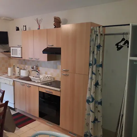 Le Coin Paisible Apartment *